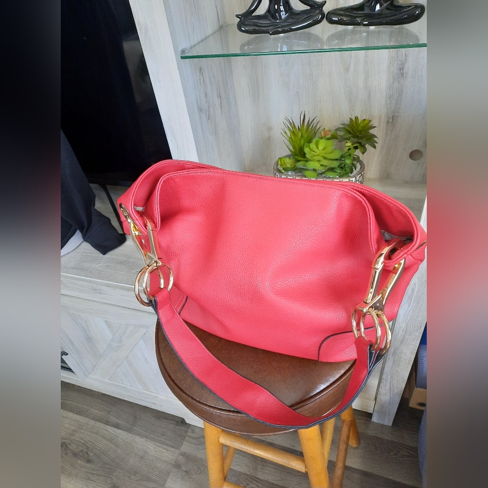 Dasein red shoulder bag 10"H × 17" W used like new